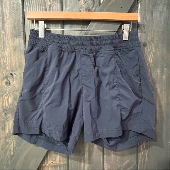 THE NORTH FACE FlashDry Active Shorts Size 6 Women’s Navy Blue - Picture 1 of 6